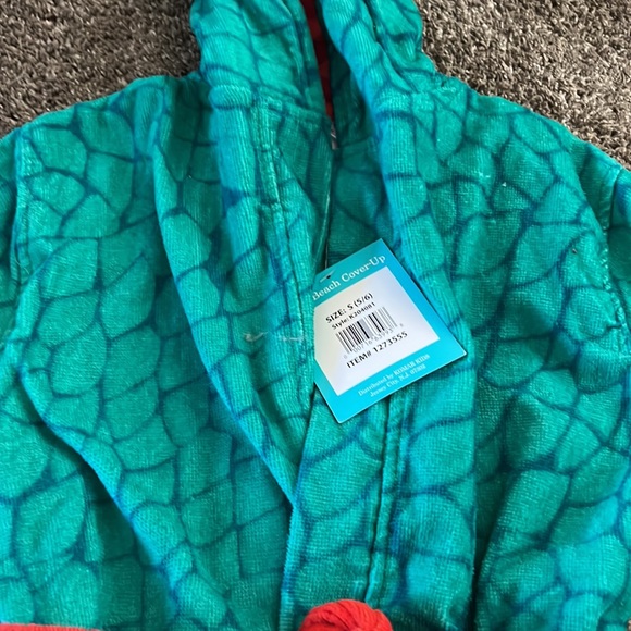 Bathrobe - Picture 3 of 6